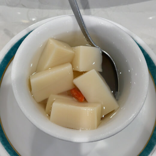 翡翠楼本店　ココナッツ杏仁